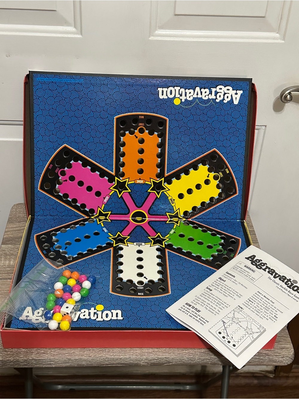 1999 Milton Bradley Aggravation The Classic Marble Race Game Complete - Picture 4 of 4